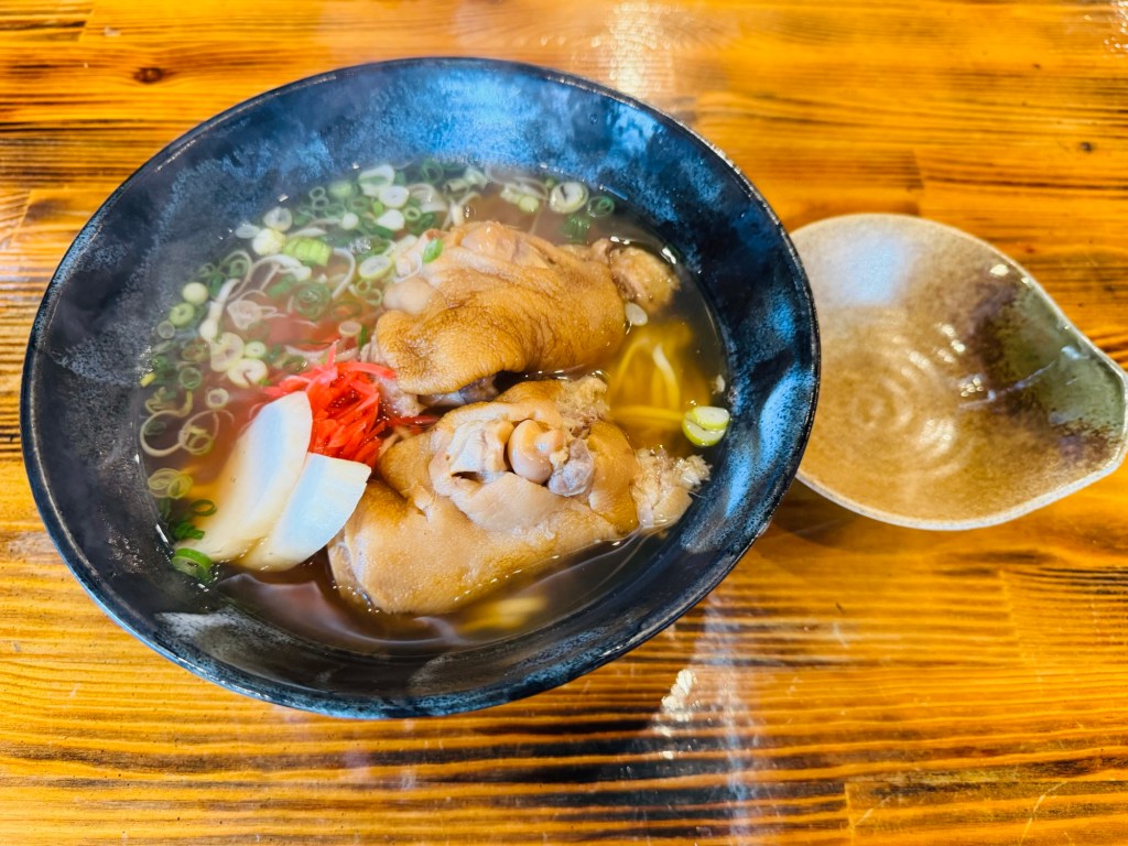 國際通附近的好吃豬腳麵-栄ちゃん久茂地店🇯🇵沖繩