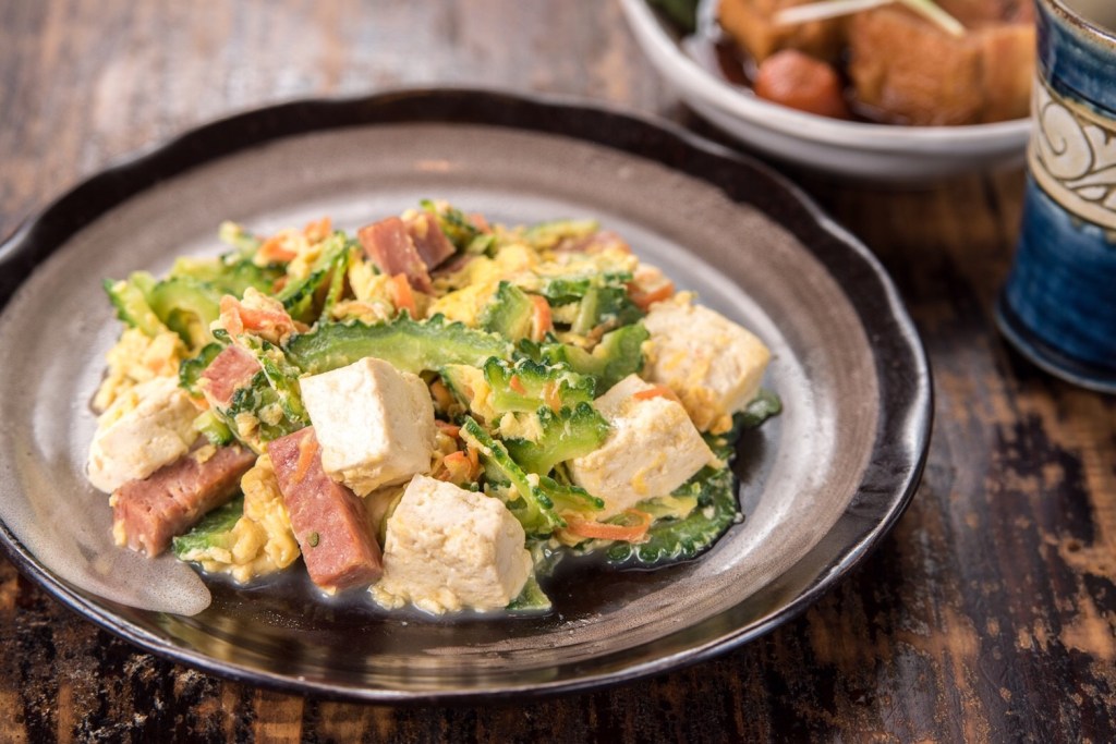 沖繩的「炒什錦文化(ちゃんぶる文化)」是什麼?起源與歷史解說&推薦可以品嚐炒什錦料理的餐廳🤤🇯🇵沖繩