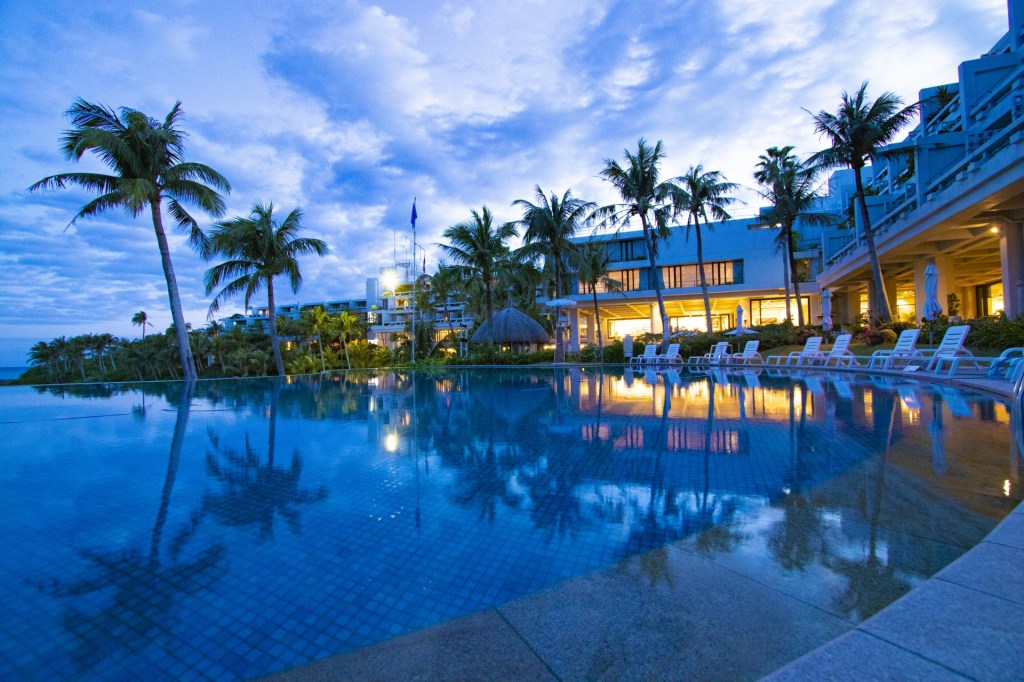 The Moon Beach Museum Resort