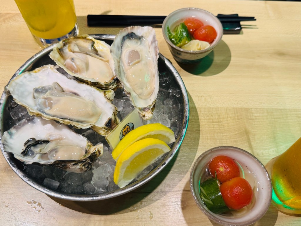 可以吃到牡蠣的居酒屋/吃到會睡不著的日本牡蠣專門居酒屋🦪🇯🇵沖繩