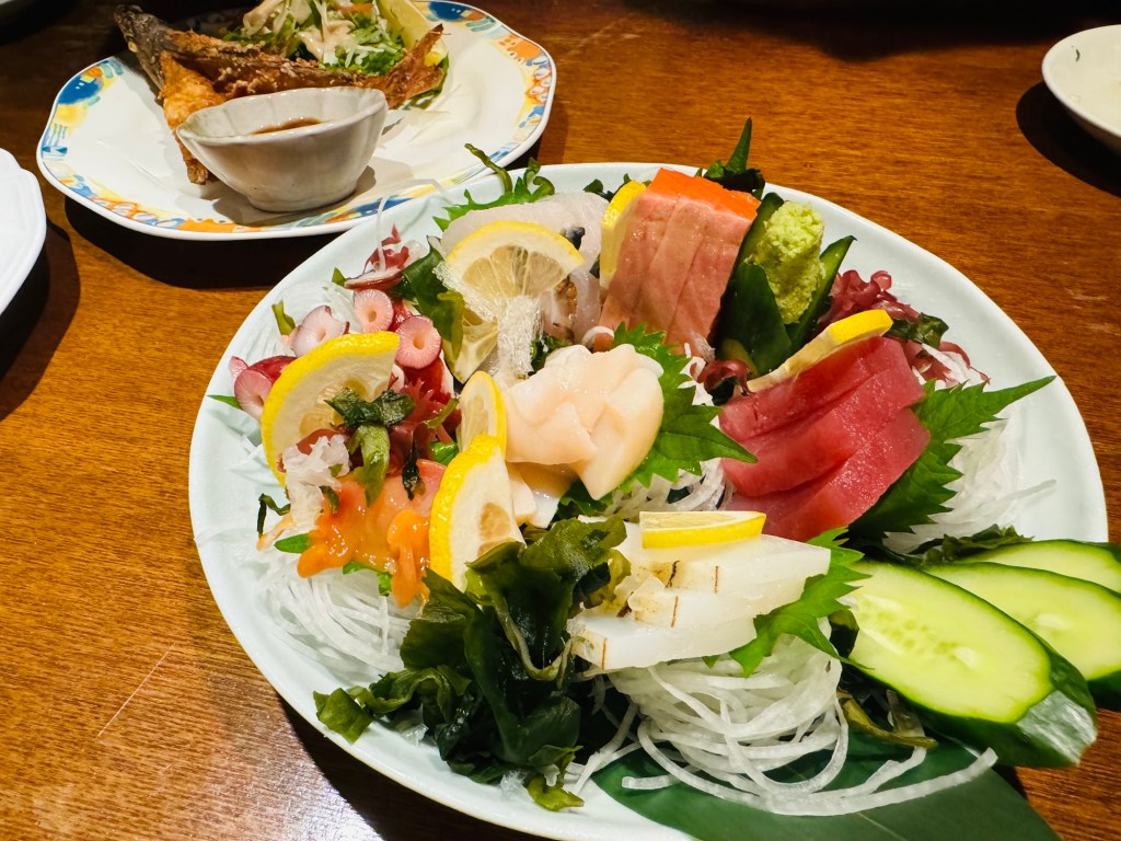 石垣島用餐推薦、便宜又好吃的居酒屋「南の島の台所 あじ小屋」🇯🇵石垣島